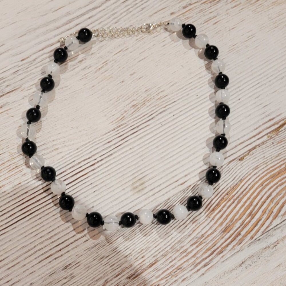 Black and White Glass Beaded Necklace